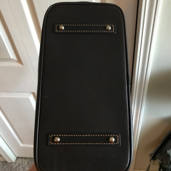 Dooney & Bourke Croc Embossed Leather Logo Lk Hobo - Picture 6 of 7